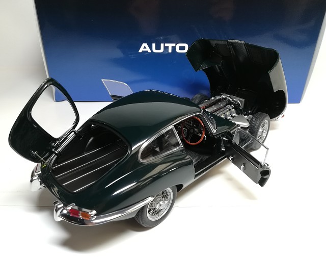 当店限定販売 模型車 モデルカー オートアートジャガーロードスターシリーズシリーズシルバー118 autoart jaguar etype  roadster series i 38 1silver